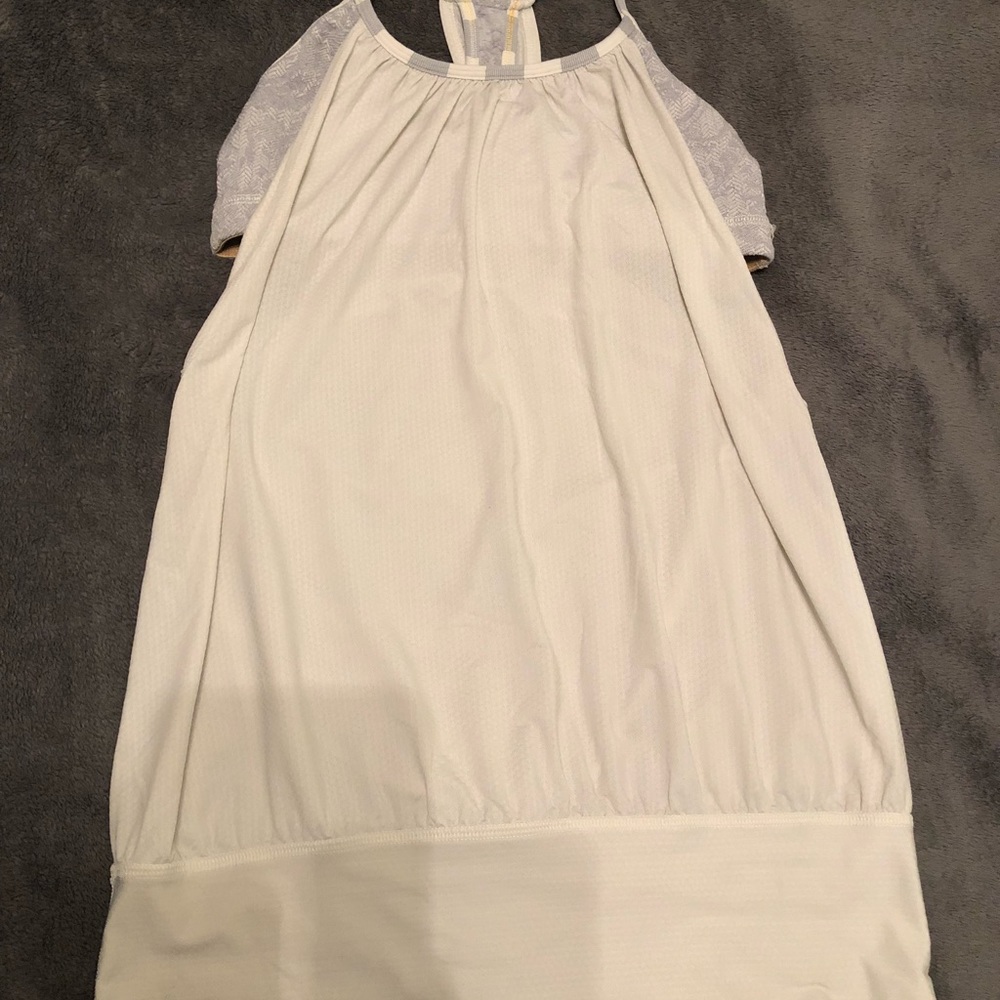 Lululemon cream tank top